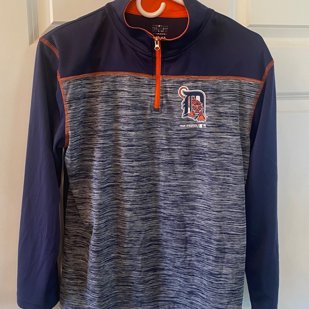 Detroit Tigers Quarter Zip. Genuine Merchandise Navy and Orange Pullover